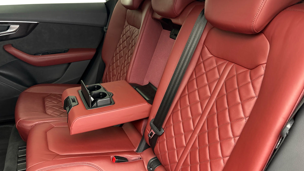 Audi SQ8 Image 9