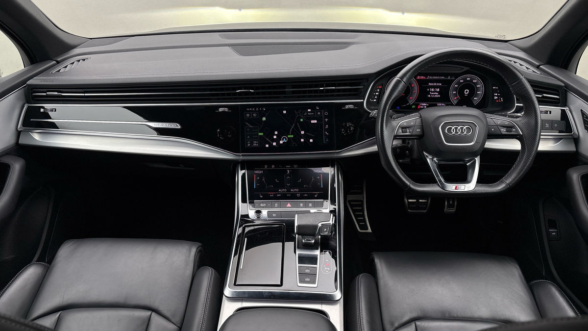 Audi Q7 Image 12