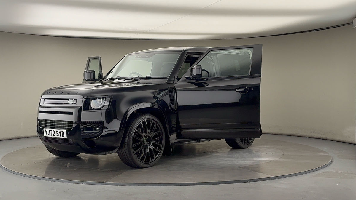 More views of Land Rover Defender 90