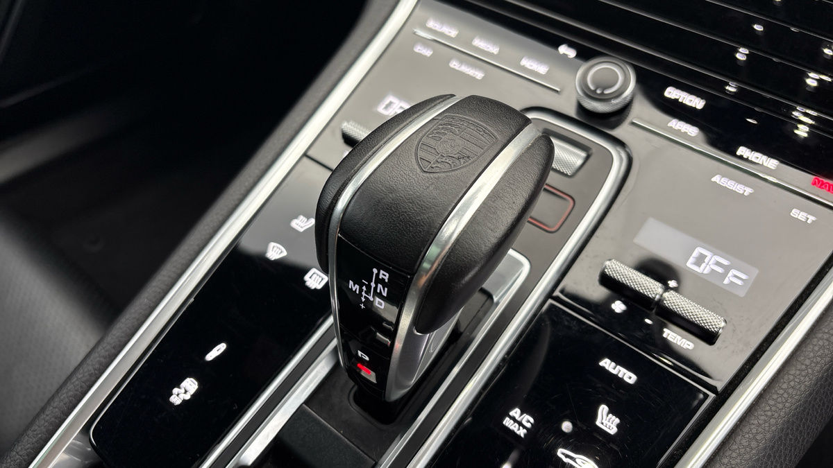 Porsche Panamera Image 32