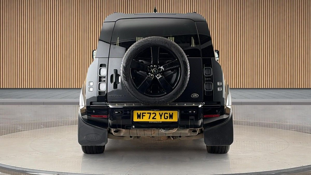 Land Rover Defender 90 Image 4