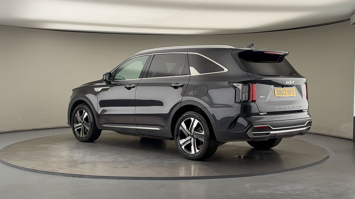 More views of Kia Sorento