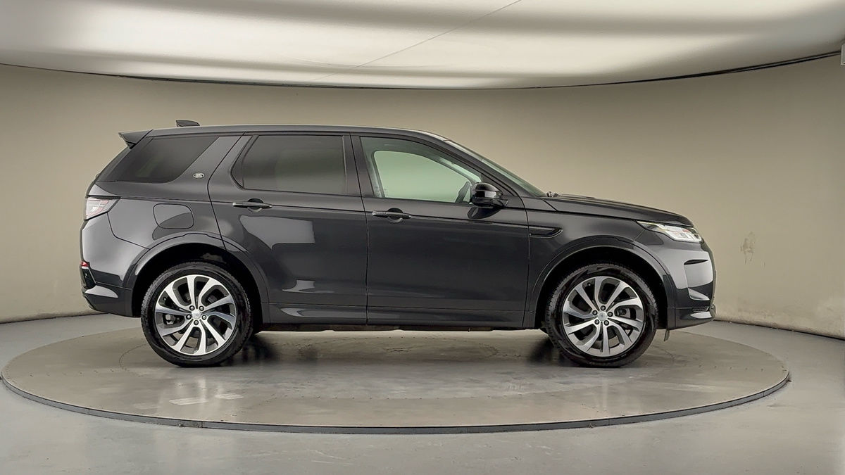 Land Rover Discovery Sport Image 16