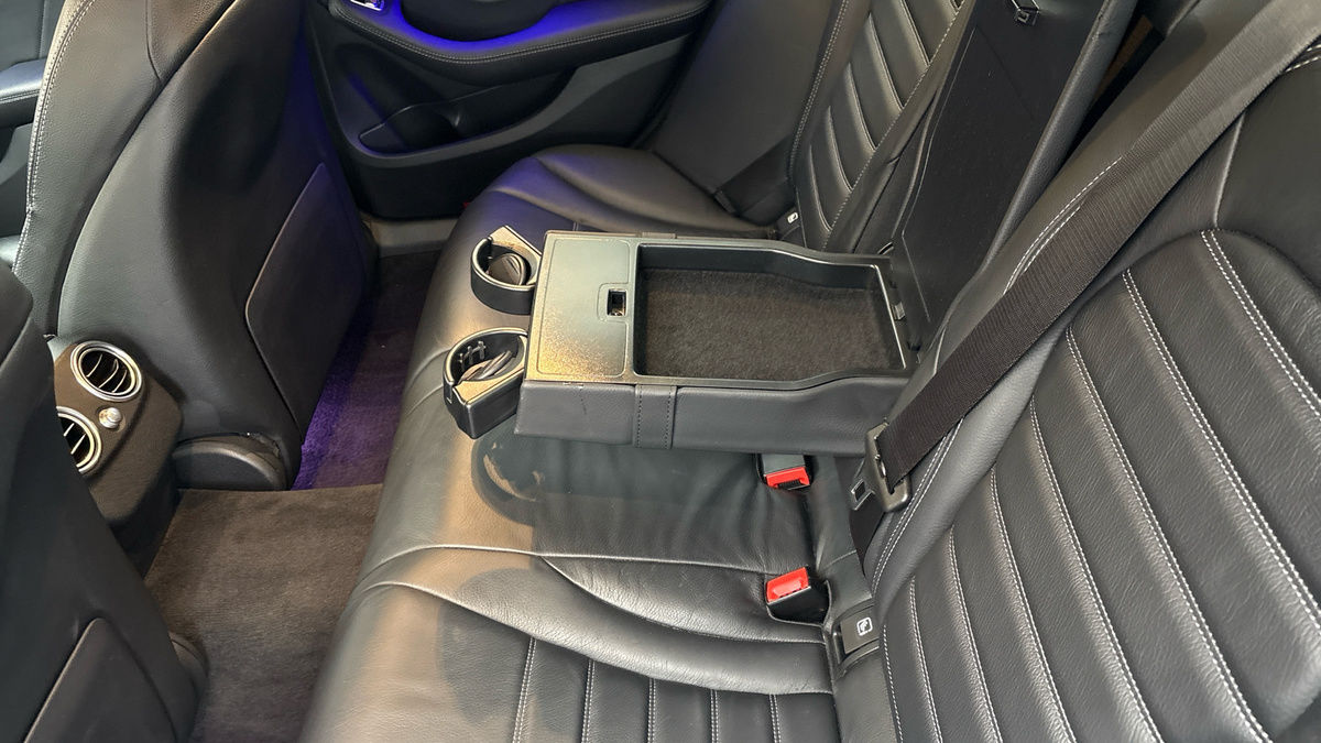 Mercedes-Benz C Class Image 9