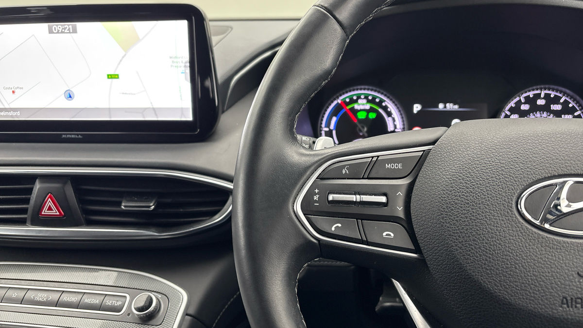 Hyundai Santa Fe Image 13