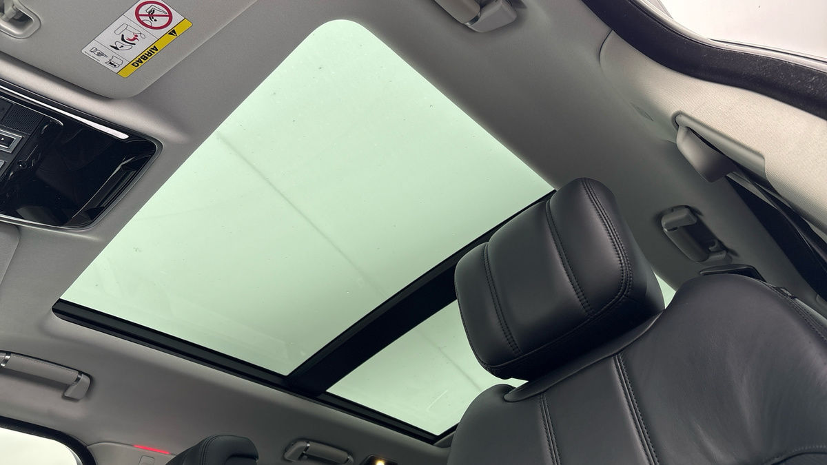 Land Rover Range Rover Image 6