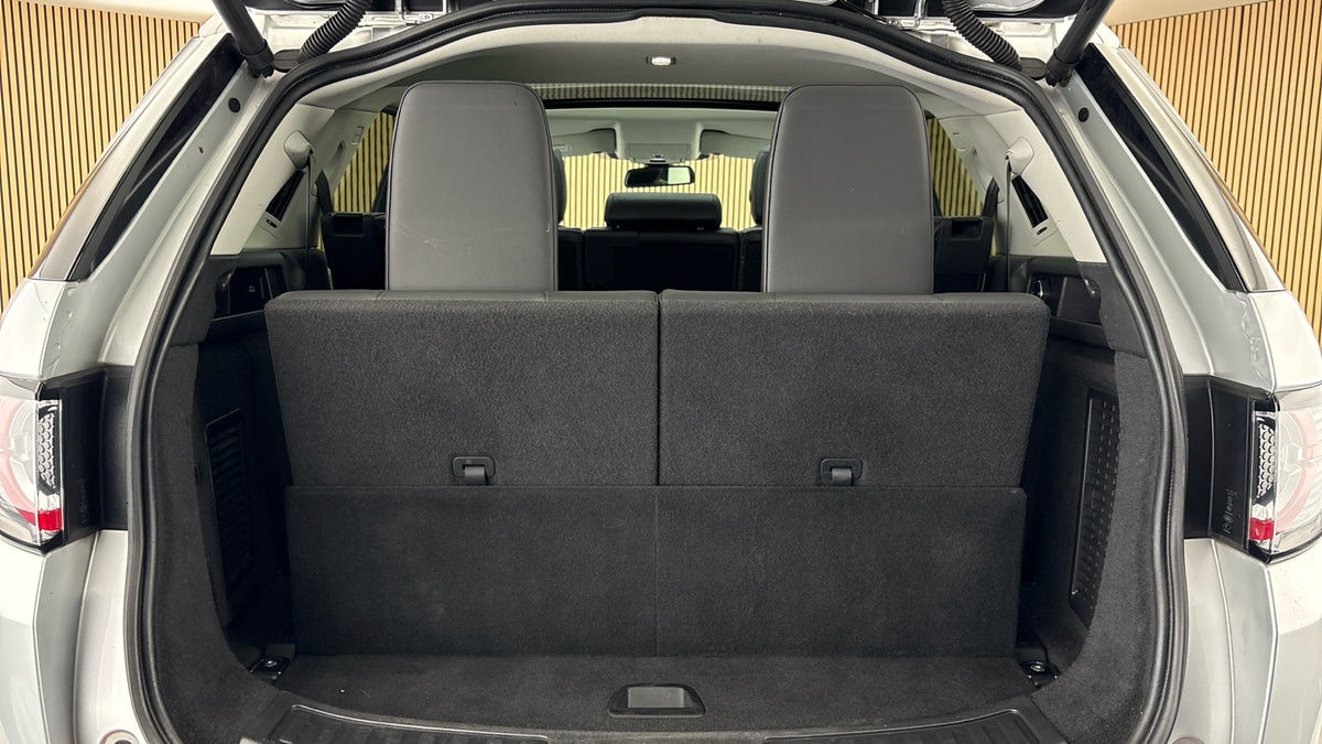 Land Rover Discovery Sport Image 11