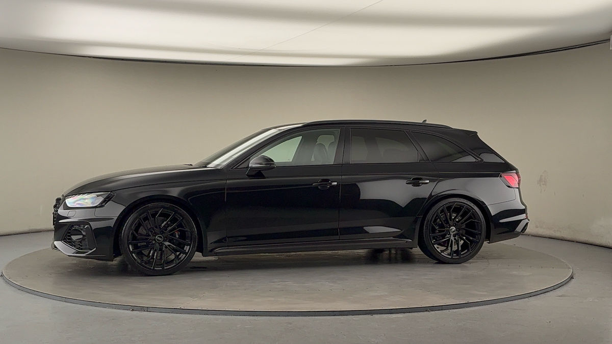 More views of Audi RS4 Avant