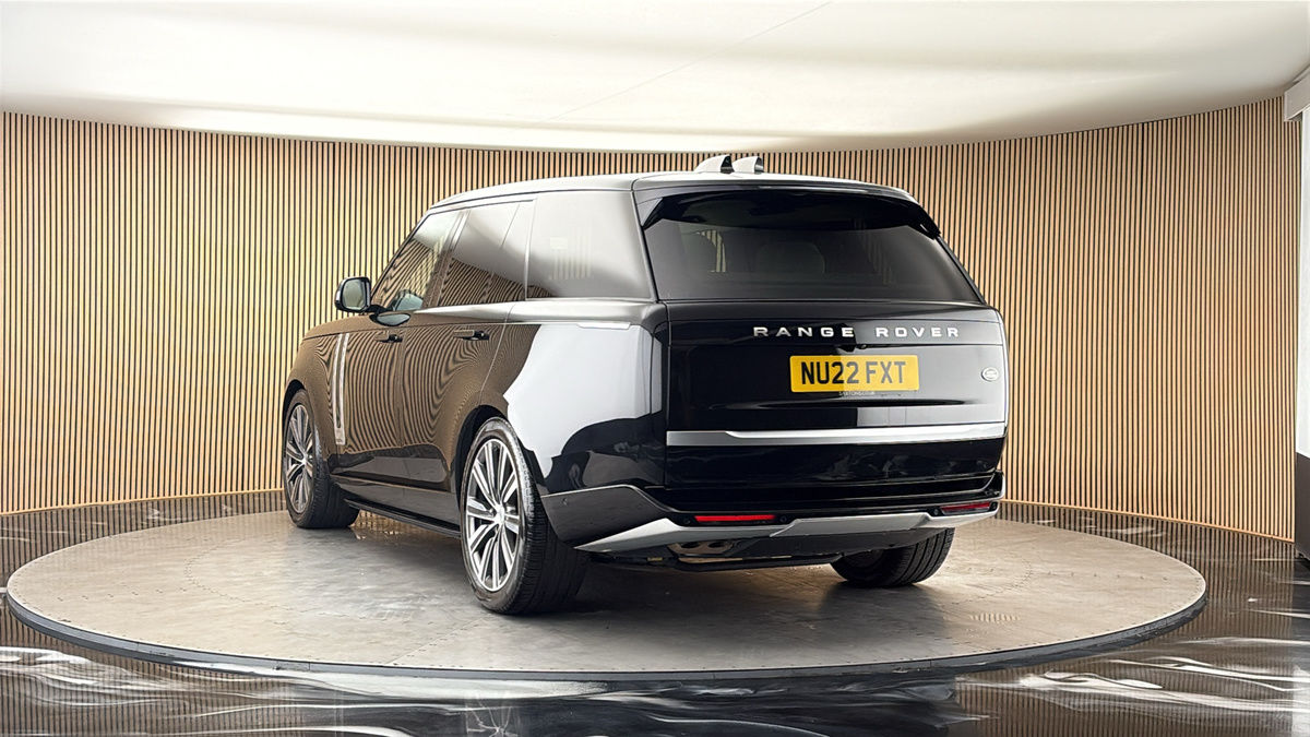 More views of Land Rover Range Rover