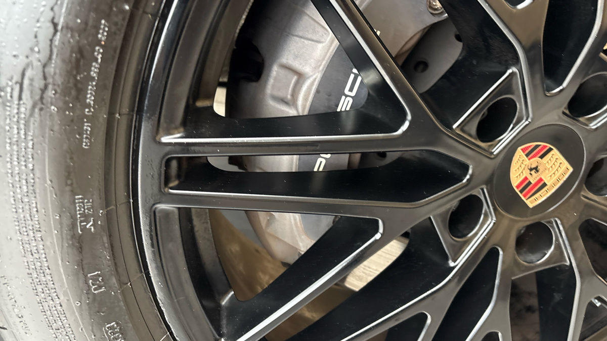 Porsche Cayenne Image 34