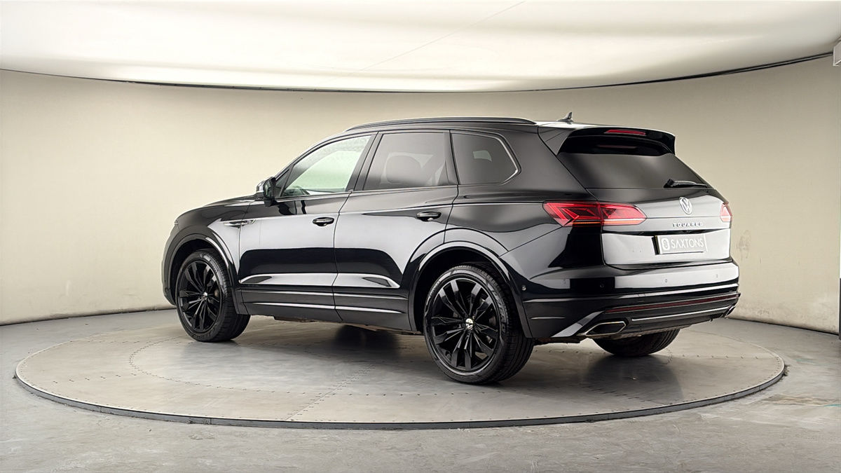 More views of Volkswagen Touareg