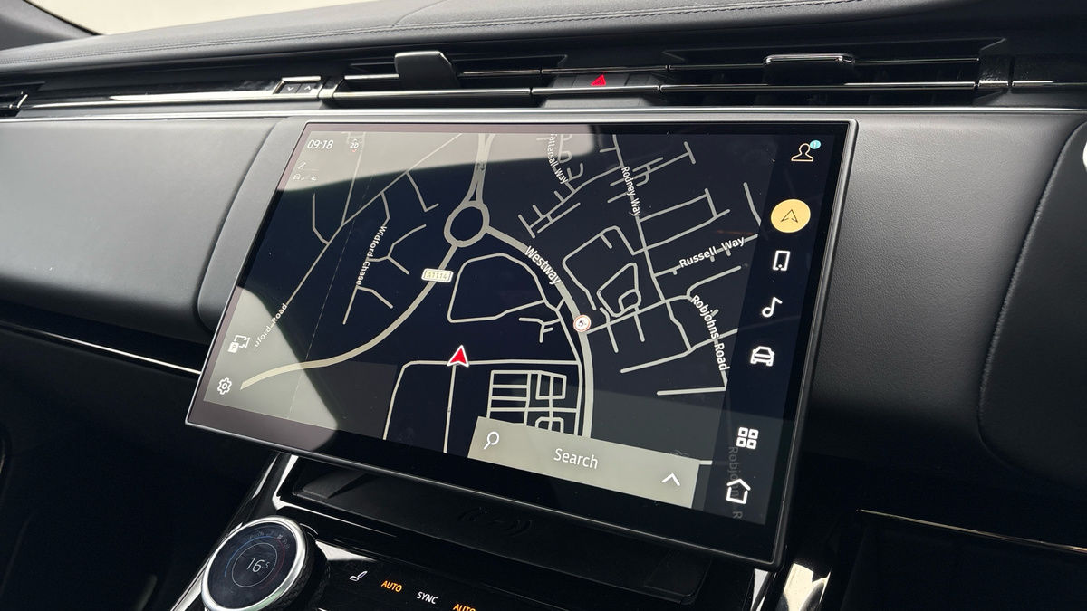 Land Rover Range Rover Sport Image 17