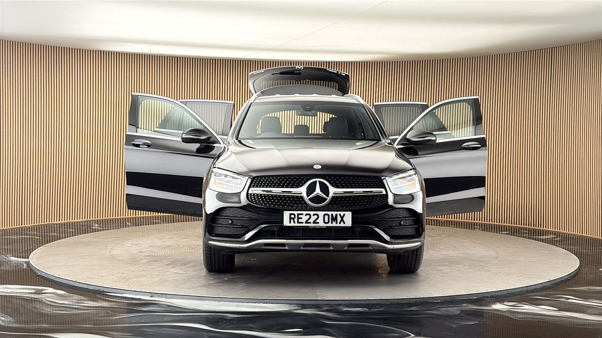 More views of Mercedes-Benz GLC