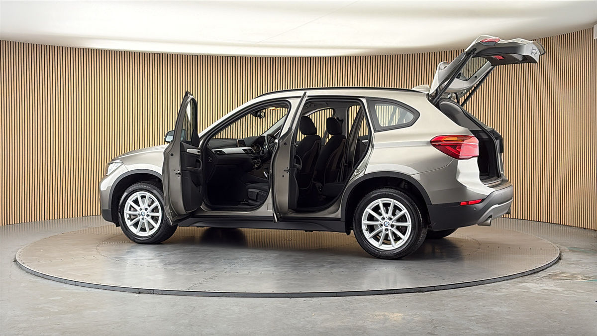 More views of BMW X1