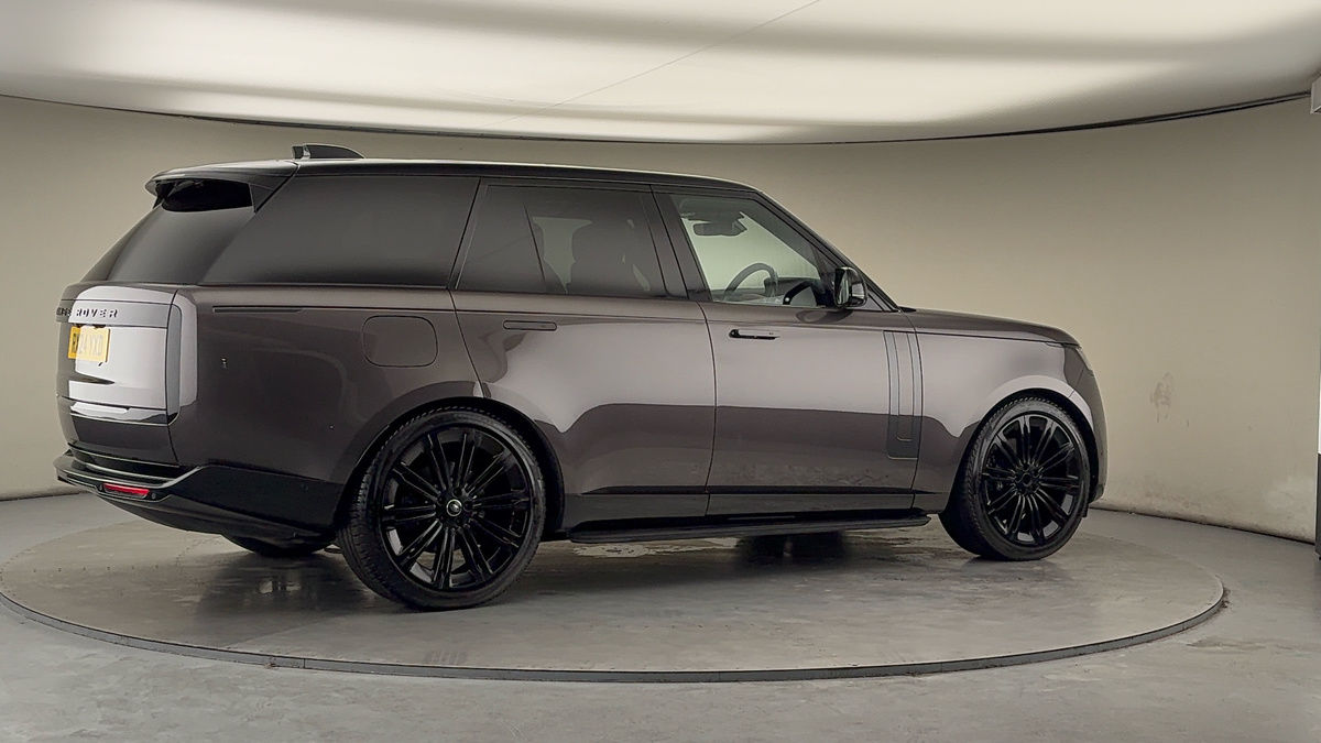 More views of Land Rover Range Rover