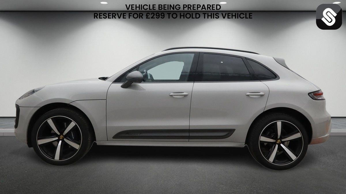 Porsche Macan Image 6