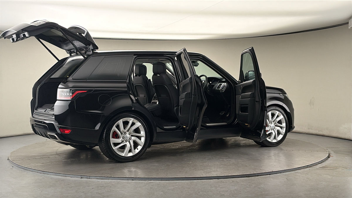 More views of Land Rover Range Rover Sport