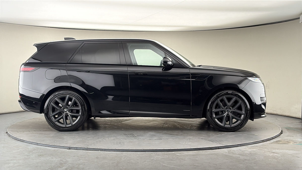 Land Rover Range Rover Sport Image 16