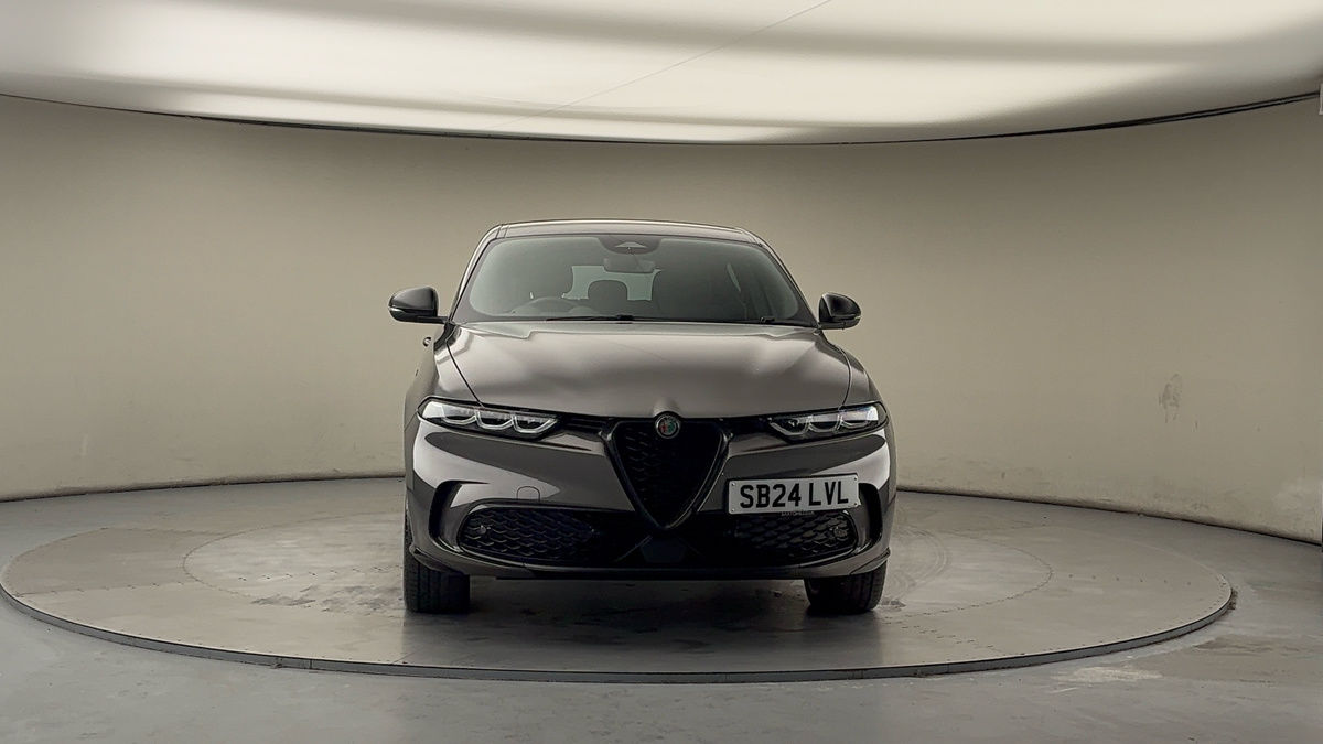 More views of Alfa Romeo Tonale