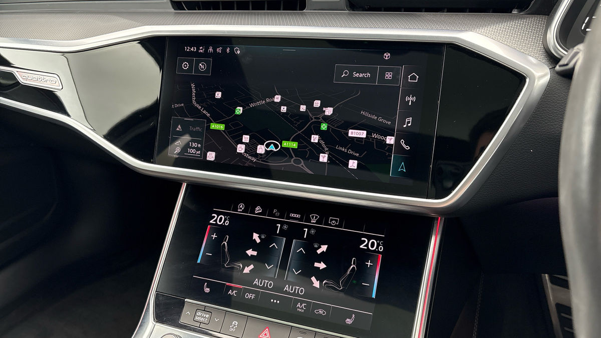 Audi A6 Allroad Image 17