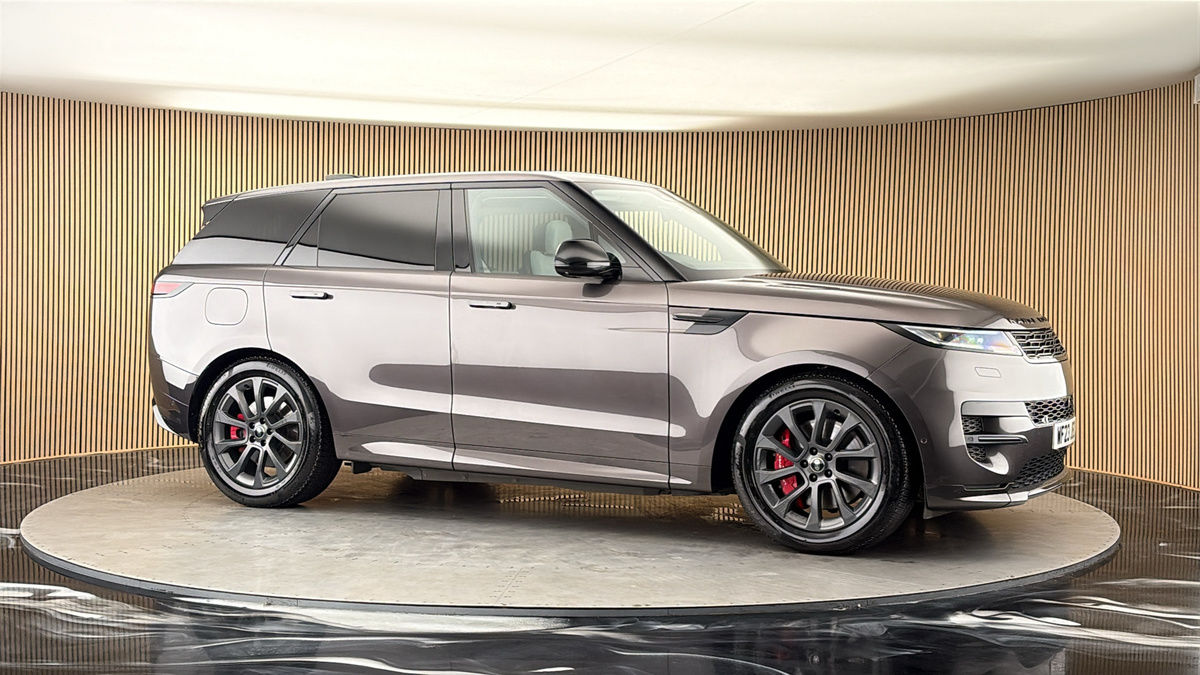 More views of Land Rover Range Rover Sport