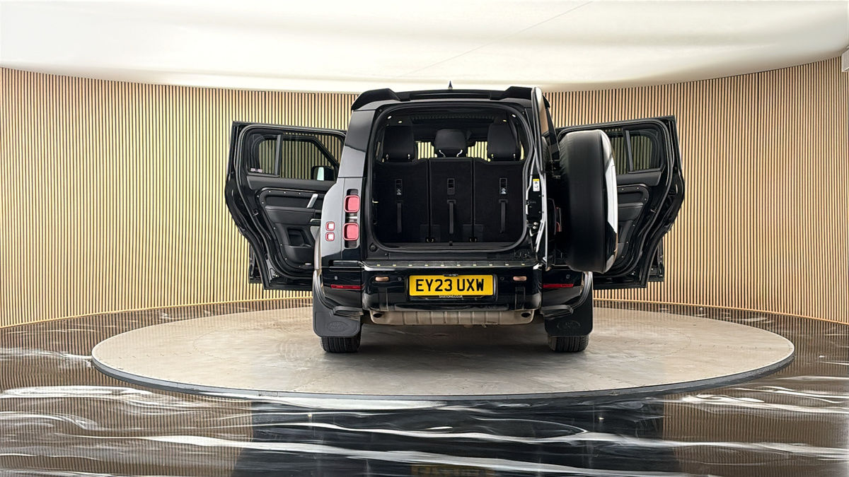 More views of Land Rover Defender 130