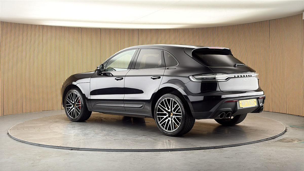 More views of Porsche Macan