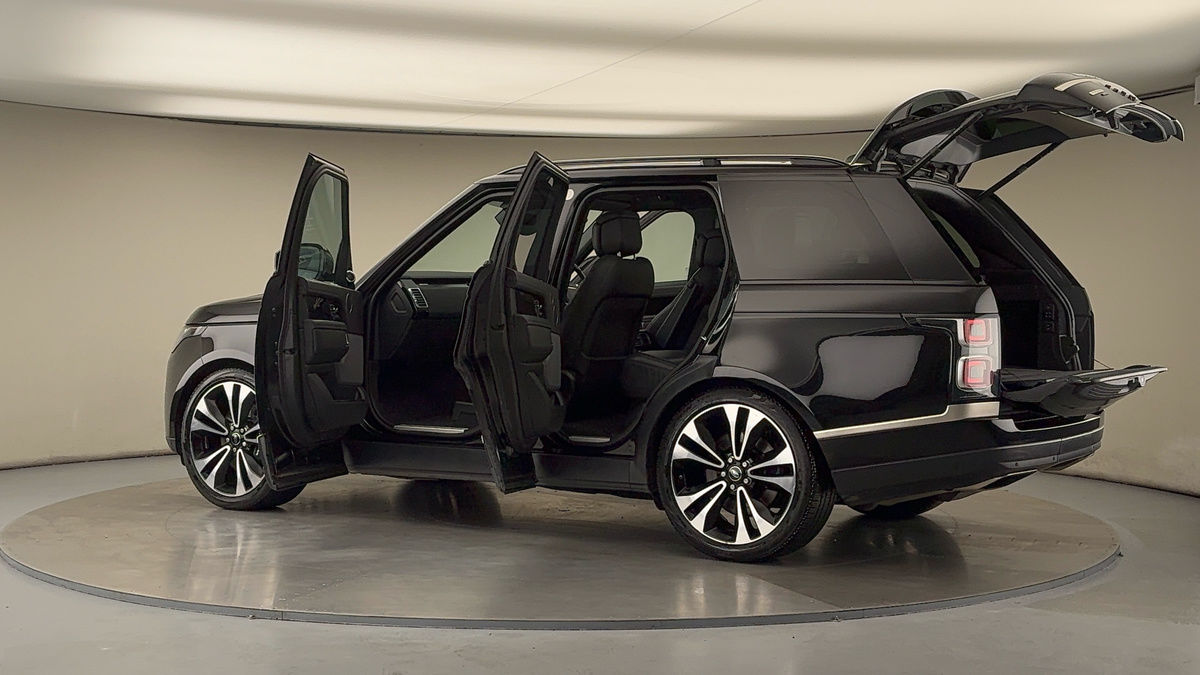 More views of Land Rover Range Rover