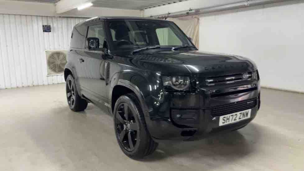 More views of Land Rover Defender 90