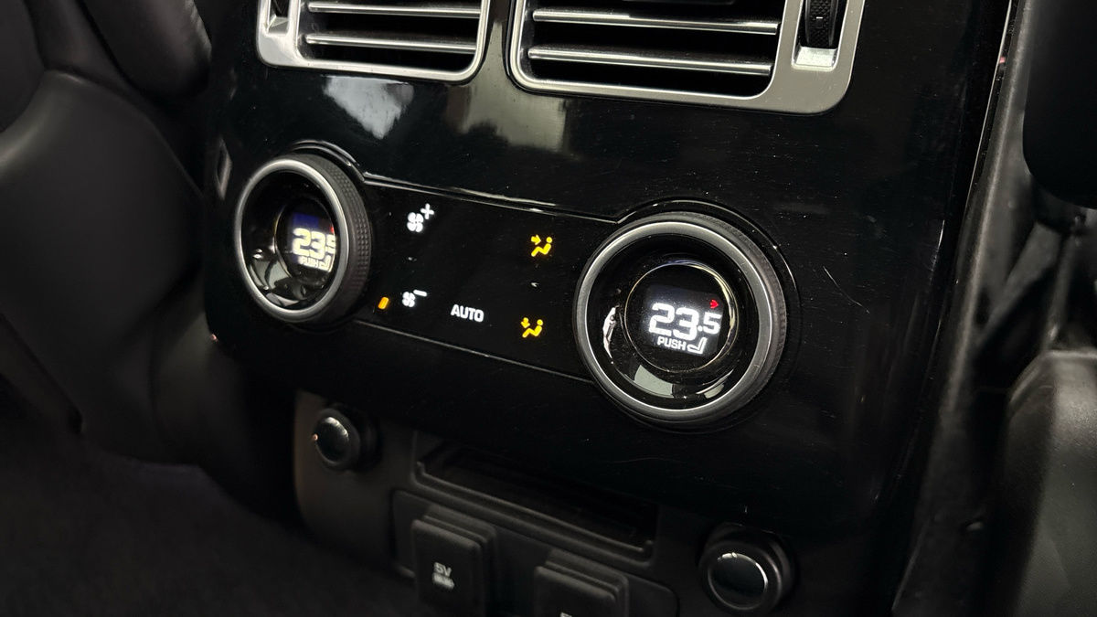 Land Rover Range Rover Image 30