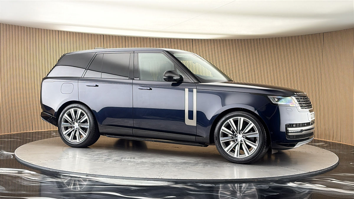 More views of Land Rover Range Rover