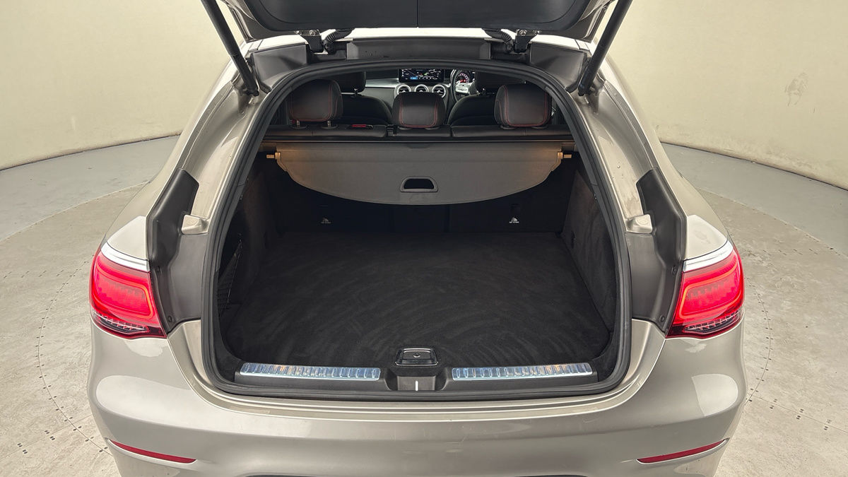 Mercedes-Benz GLC Image 11