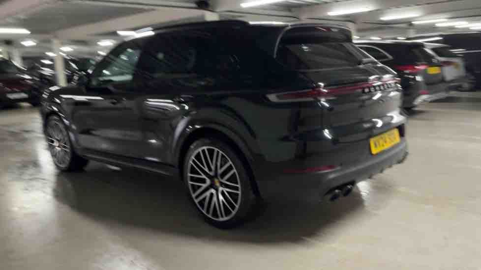 More views of Porsche Cayenne
