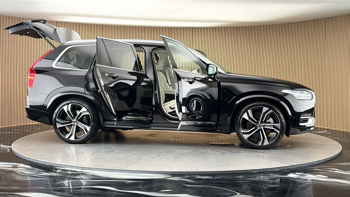 More views of Volvo XC90