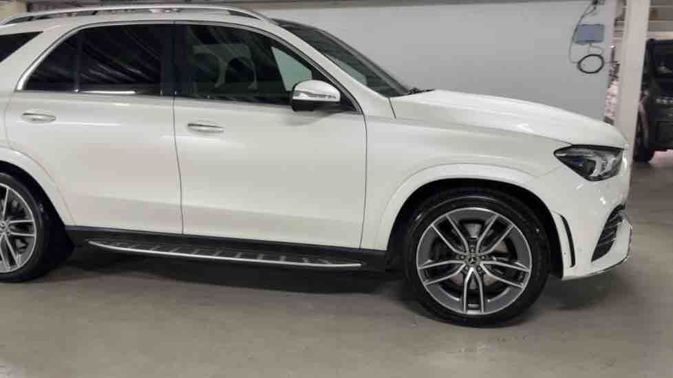 More views of Mercedes-Benz GLE