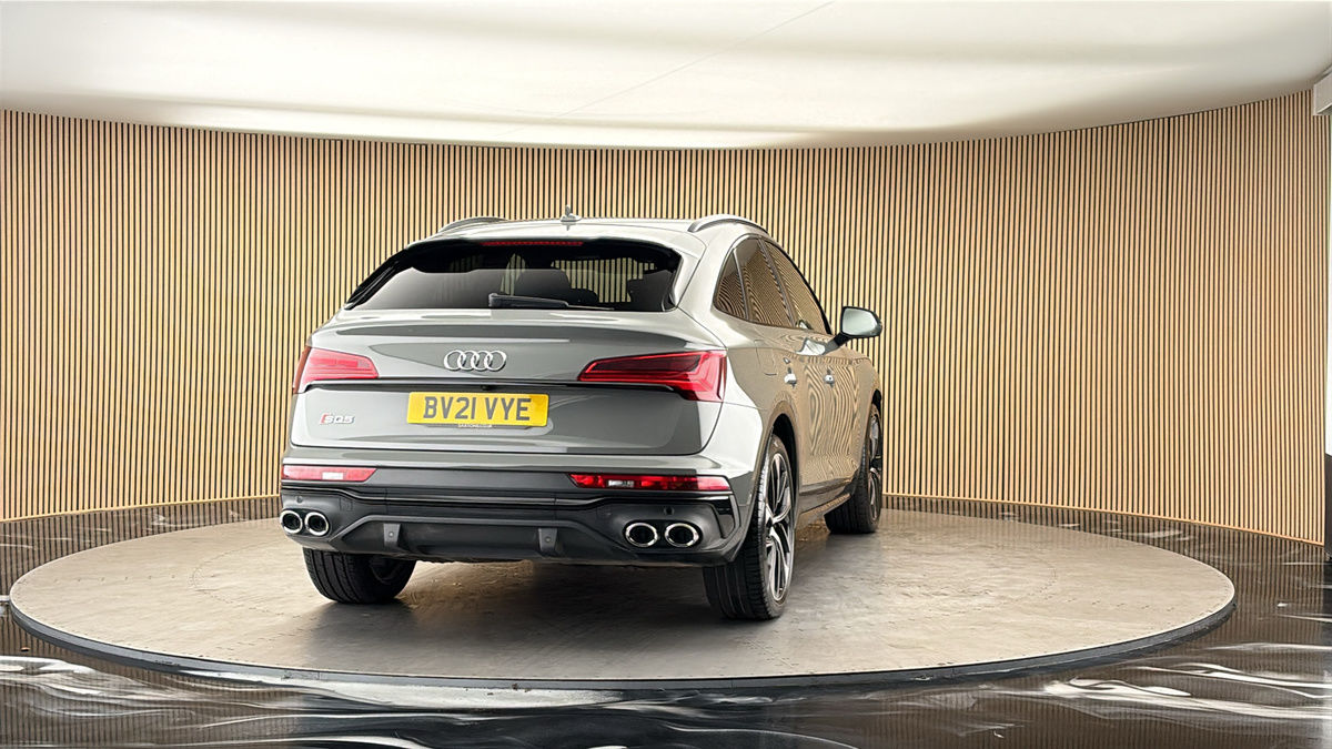 More views of Audi SQ5
