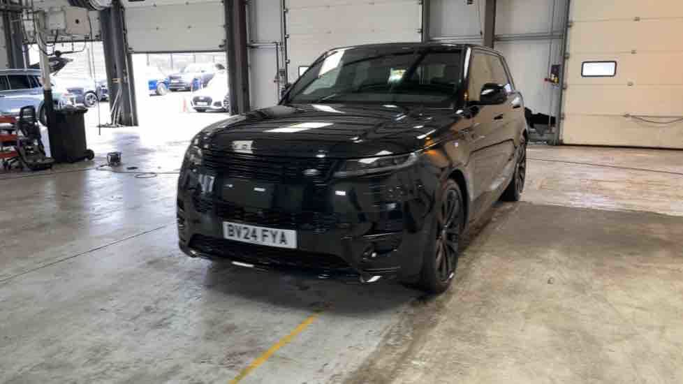 More views of Land Rover Range Rover Sport