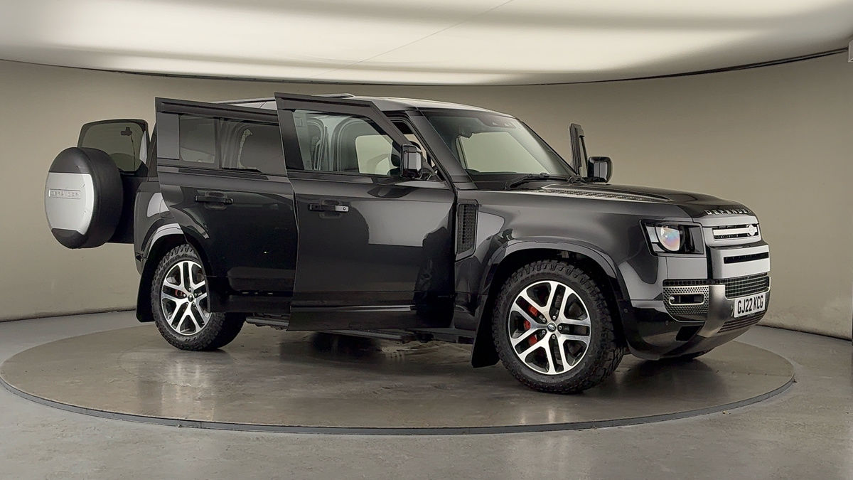 More views of Land Rover Defender 110