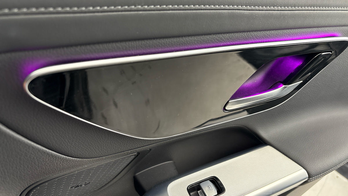 Mercedes-Benz GLC Image 25