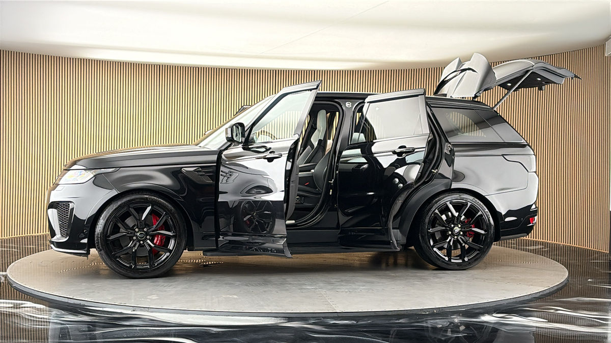 More views of Land Rover Range Rover Sport
