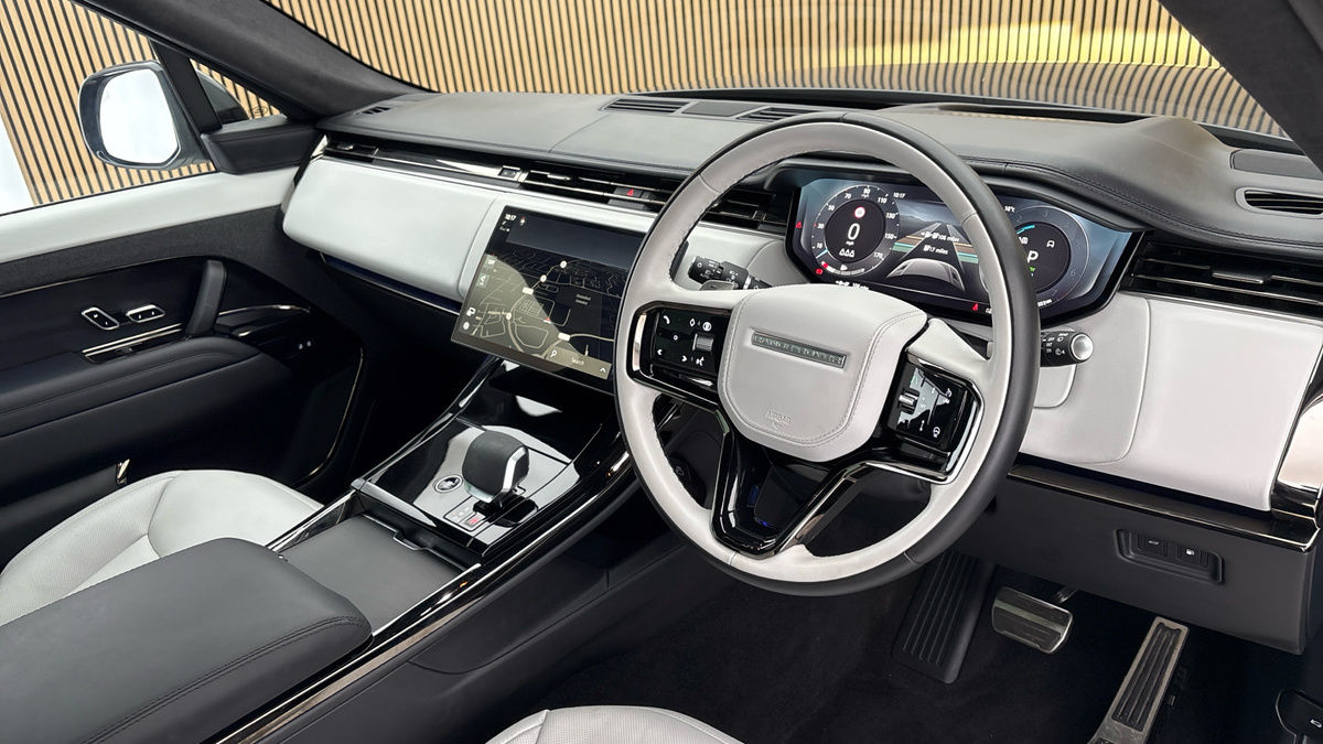 Land Rover Range Rover Sport Image 5