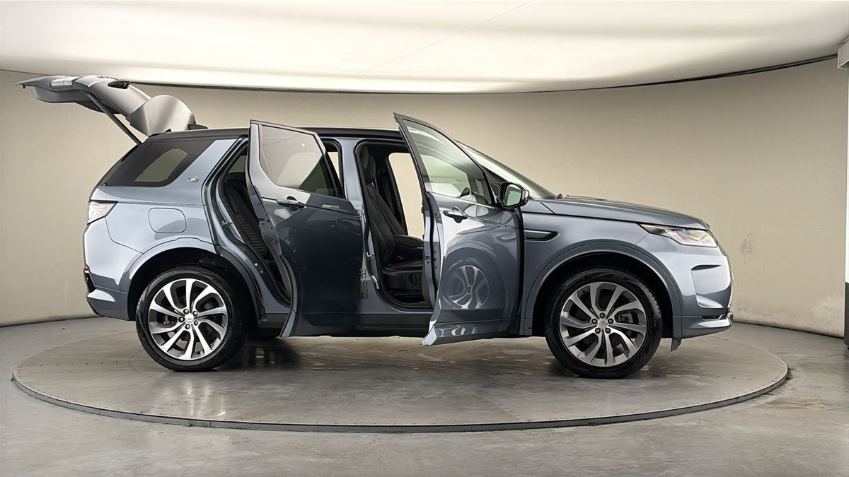 More views of Land Rover Discovery Sport