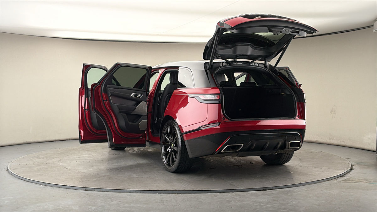 More views of Land Rover Range Rover Velar