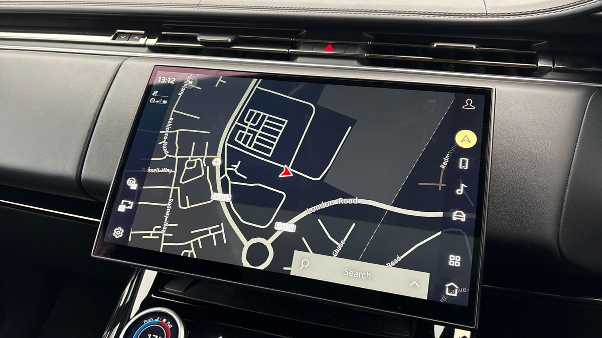 Land Rover Range Rover Sport Image 17
