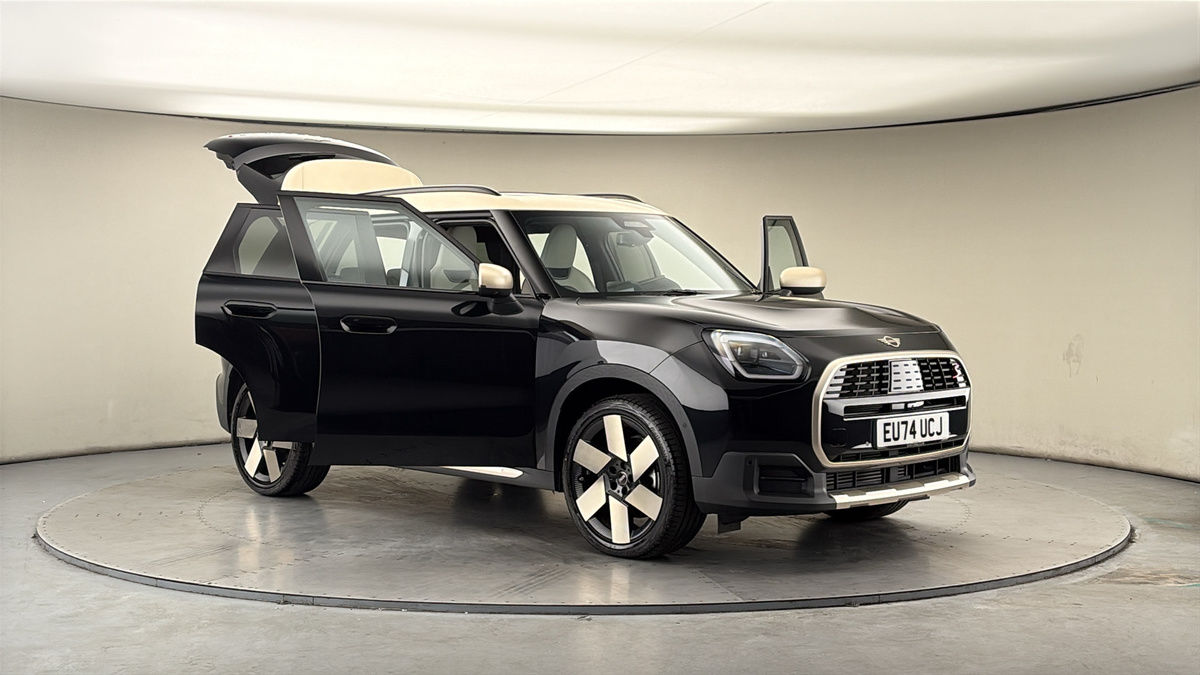 More views of MINI Countryman