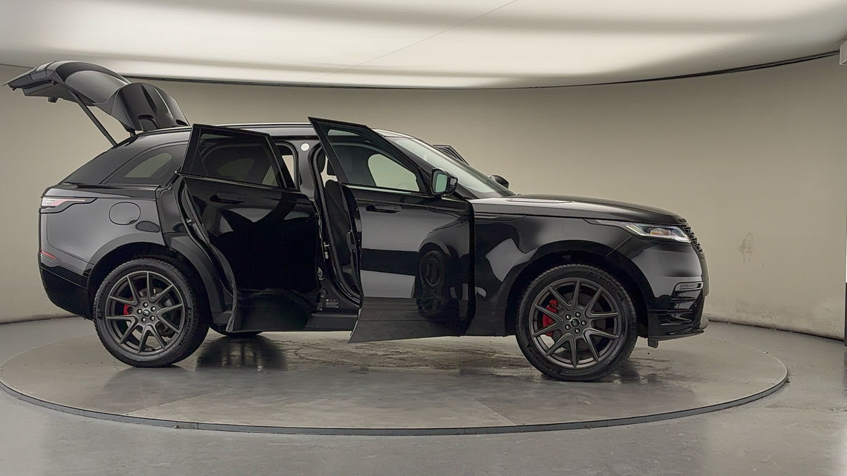 More views of Land Rover Range Rover Velar