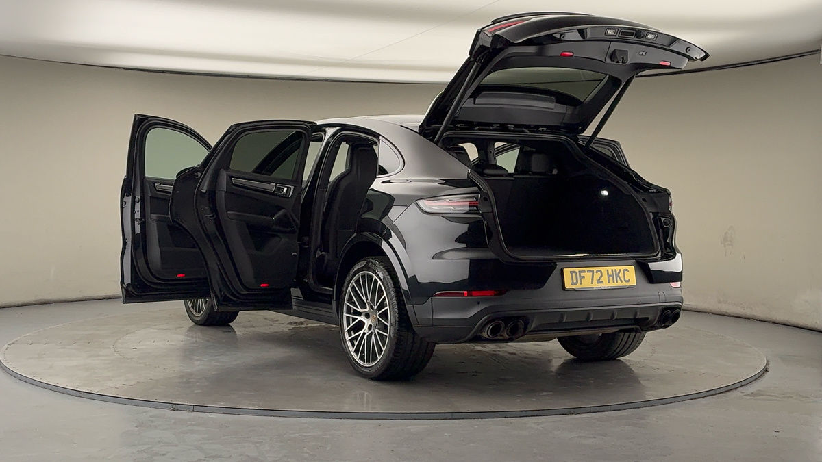 Porsche Cayenne Image 23