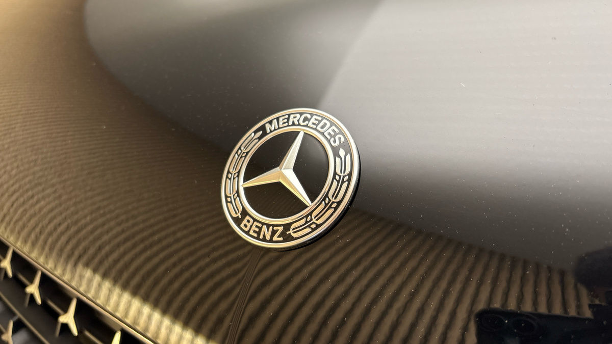 Mercedes-Benz V Class Image 24