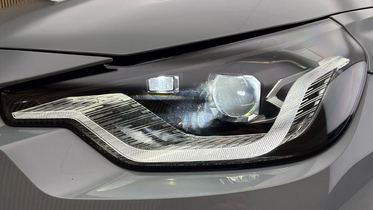 BMW 2 Series Image 37
