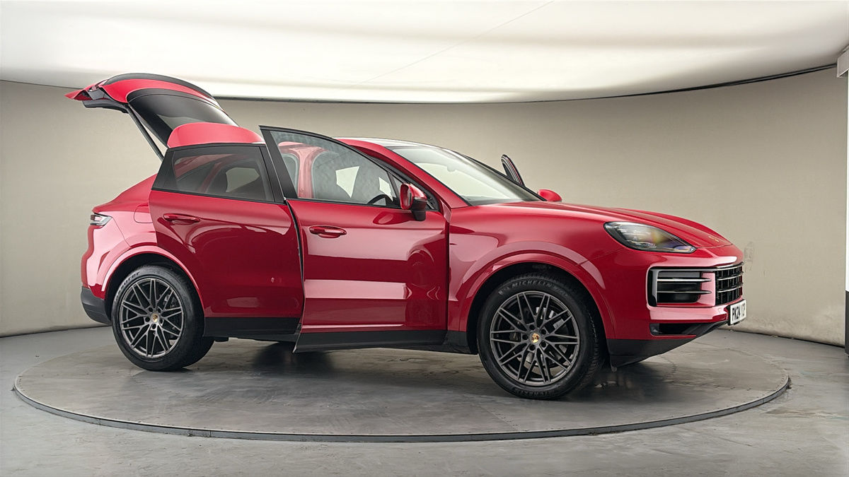 More views of Porsche Cayenne